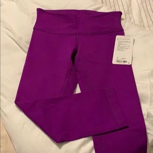 New with tags, Lululemon Wunder Under Crop III.
